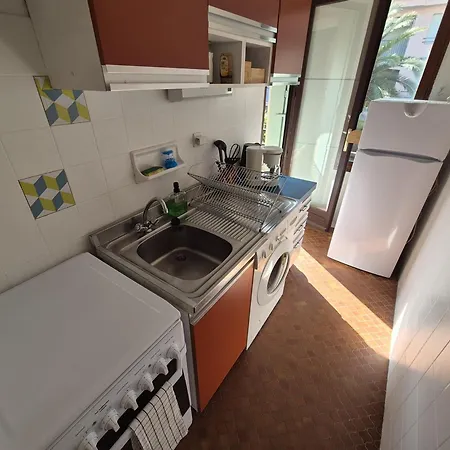 Apartmán T2 Avec Terrasse Et Parking - Fr-1-309-533