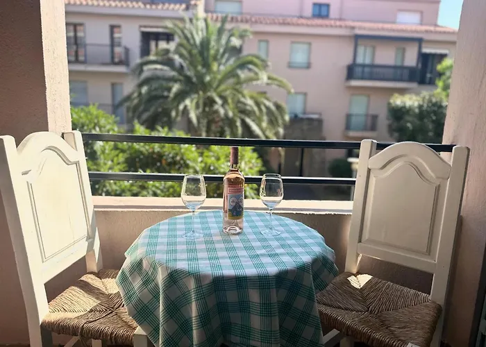 T2 Avec Terrasse Et Parking - Fr-1-309-533 Κολιούρ