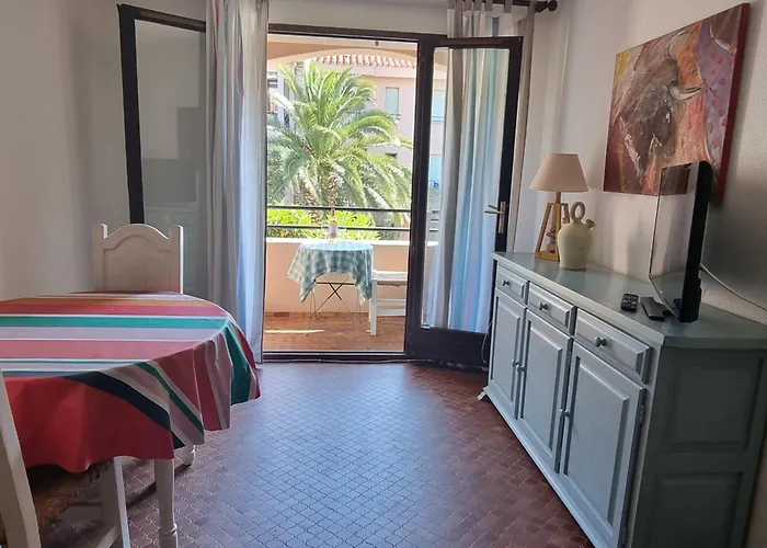 T2 Avec Terrasse Et Parking - Fr-1-309-533