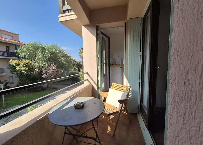 T2 Avec Terrasse Et Parking - Fr-1-309-533 *